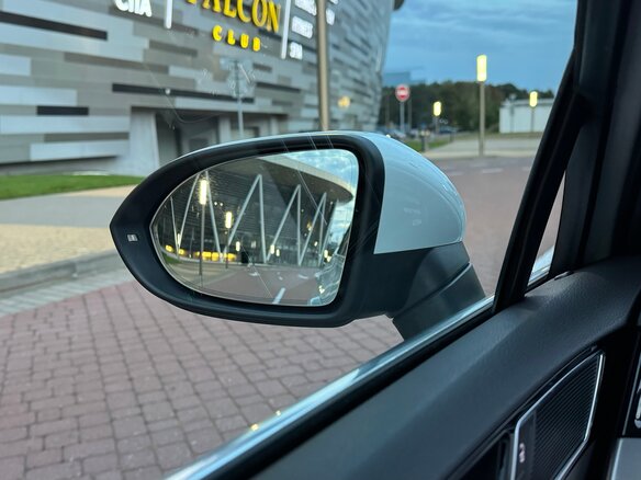 2018 Volkswagen Passat B8, белый, 1990000 рублей - вид 24