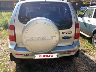2005 Chevrolet Niva I, серебристый, 280000 рублей, вид 4