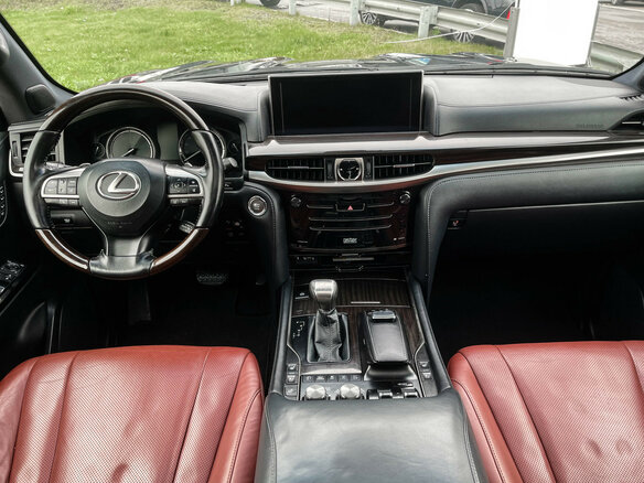 2017 Lexus LX 570 III Рестайлинг 2, чёрный, 6890000 рублей - вид 11