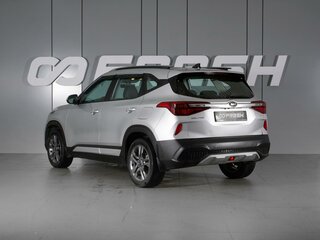 2021 Kia Seltos I, серебристый, 2090000 рублей, вид 2