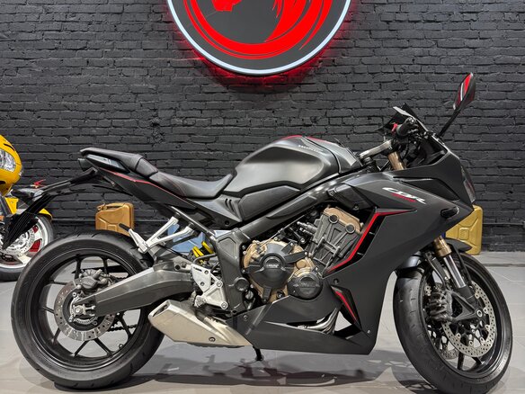 2019 Honda CBR 650R, чёрный, 785000 рублей - вид 2