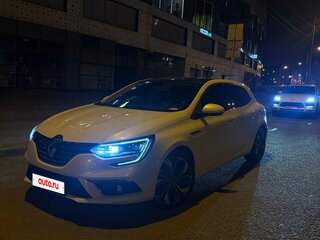 2019 Renault Megane IV, белый, 1600000 рублей, вид 4