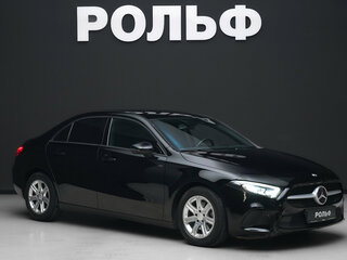 2019 Mercedes-Benz A-Класс 200 IV (W177), чёрный, 2450000 рублей, вид 1