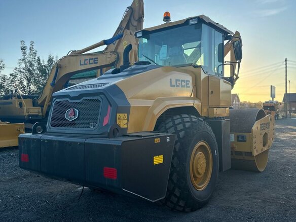 2026 LGCE RS8140H, жёлтый, 5990000 рублей - вид 8