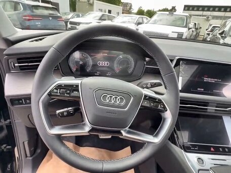 2026 Audi Q6 40 TFSI, чёрный, 6349000 рублей, вид 2