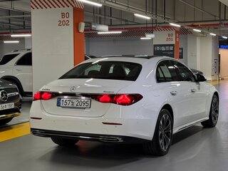 2026 Mercedes-Benz E-Класс 220 d VI (W214, S214), белый, 7690000 рублей, вид 3