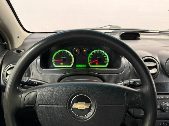 2011 Chevrolet Aveo I Рестайлинг, красный - вид 13
