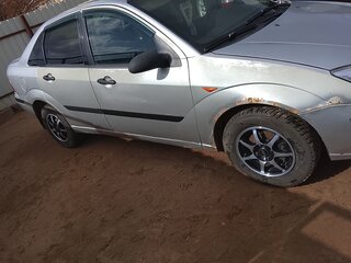 2004 Ford Focus I Рестайлинг, серебристый, 150000 рублей, вид 4