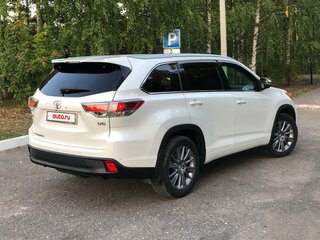 2015 Toyota Highlander III (XU50), белый, 3400000 рублей, вид 4