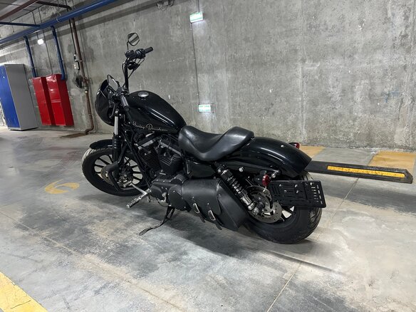 2011 Harley-Davidson Sportster 883, чёрный, 650000 рублей - вид 3