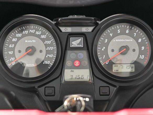 2012 Honda CB 1300, белый, 677000 рублей - вид 8