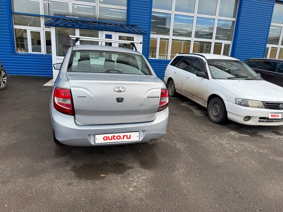 2016 Lada (ВАЗ) Granta I, серебристый, 305000 рублей - вид 4
