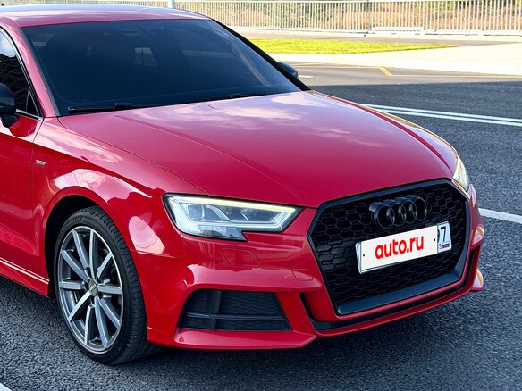 2018 Audi A3 III (8V) Рестайлинг, красный - вид 5
