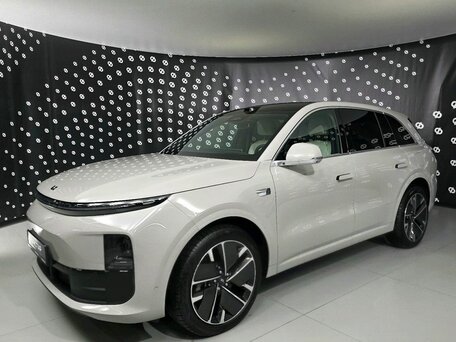 Li Auto (Lixiang) L6 I