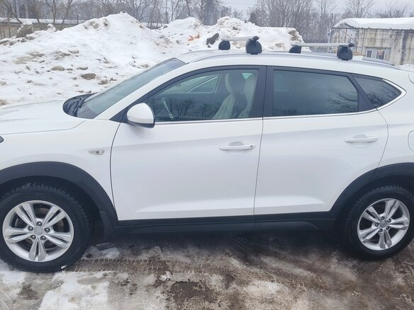 2019 Hyundai Tucson III Рестайлинг, белый, 2300000 рублей - вид 3