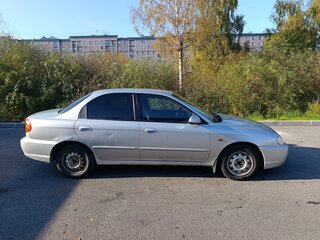 2006 Kia Spectra I Рестайлинг 2, серебристый, 225000 рублей, вид 2