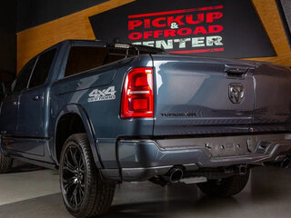2026 Ram 1500 Crew Cab V Рестайлинг, синий, 12098000 рублей, вид 4