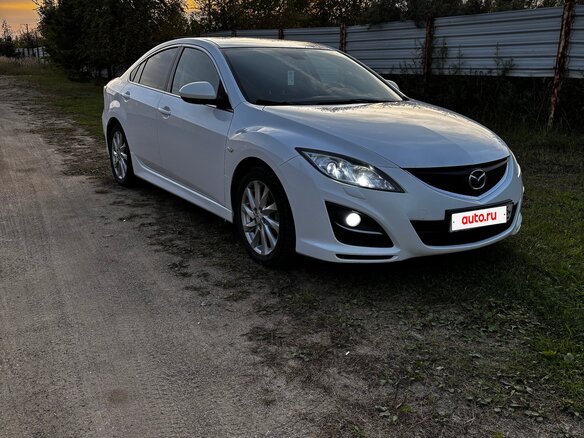 2011 Mazda 6 II (GH) Рестайлинг, белый - вид 2