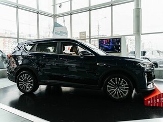 2026 Jetour X70+ I Рестайлинг, чёрный, 3399000 рублей, вид 4