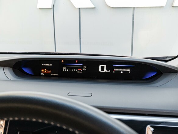 2021 Honda Stepwgn Spada V Рестайлинг, красный, 2650000 рублей - вид 17