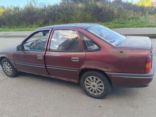 1989 Opel Vectra A, пурпурный, 80000 рублей, вид 3