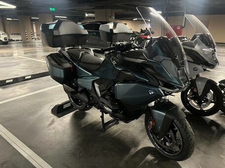 2026 BMW R 1300 RT, зелёный, 3900000 рублей, вид 3