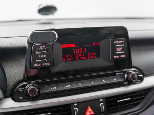 2020 Kia K3 II, белый - вид 10