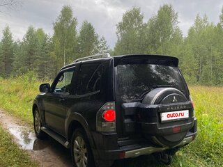 2008 Mitsubishi Pajero IV, чёрный, 1457000 рублей, вид 3