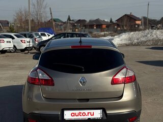 2013 Renault Megane III Рестайлинг 2, бежевый, 450000 рублей, вид 5