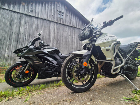 2018 Triumph Tiger 800, белый, 1050000 рублей, вид 1