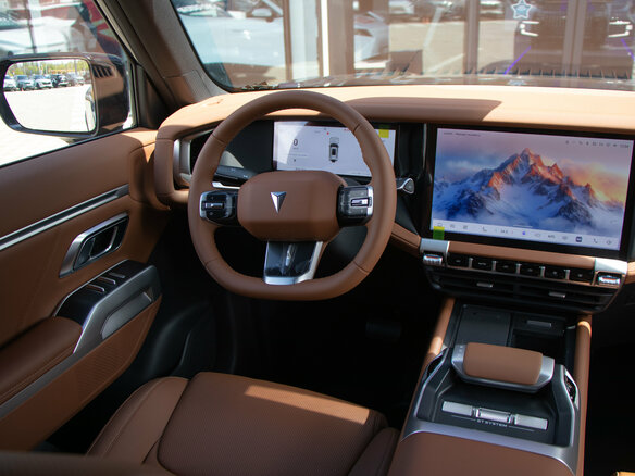 2025 Changan Deepal G318, чёрный - вид 21