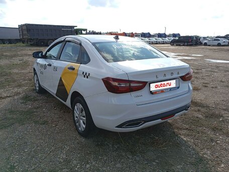 2023 Lada (ВАЗ) Vesta I Рестайлинг (NG), белый, 973750 рублей, вид 4