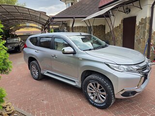 2018 Mitsubishi Montero Sport III, серый, 2600000 рублей, вид 5
