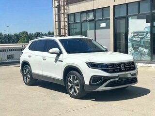 2023 Volkswagen Tayron I Рестайлинг, белый, 2899000 рублей, вид 3