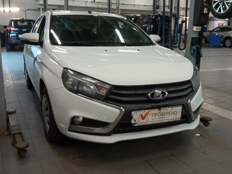 2018 Lada (ВАЗ) Vesta I, белый, 710000 рублей, вид 2
