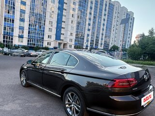 2017 Volkswagen Passat B8, коричневый, 2400000 рублей, вид 3