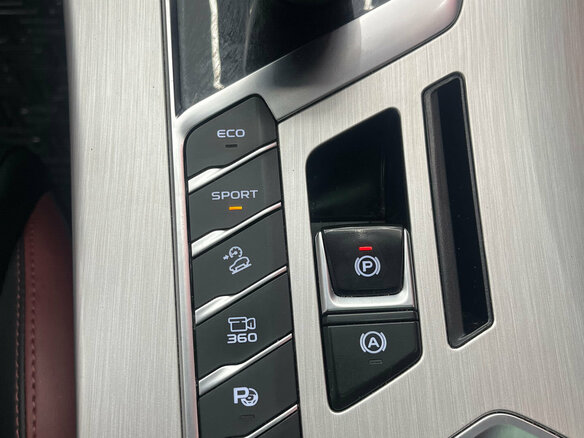 2021 Geely Coolray I, серебристый, 1670000 рублей - вид 38