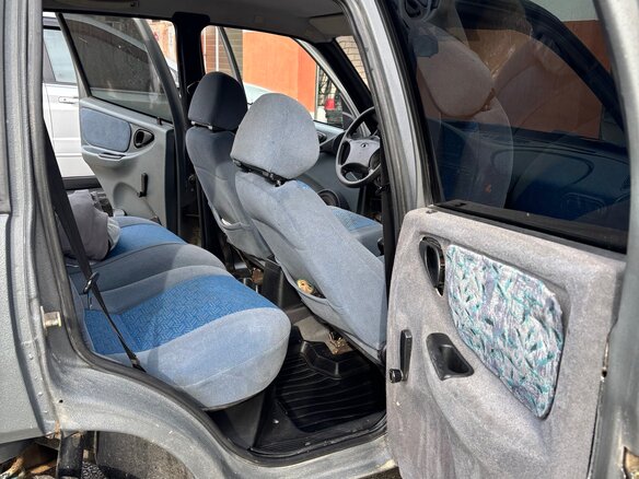 2004 Chevrolet Niva I, серый, 250000 рублей - вид 6