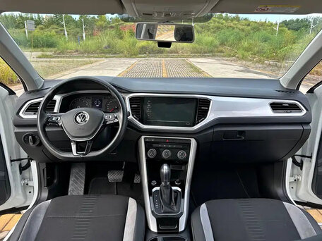 2022 Volkswagen T-Roc I (China Market), белый, 1520000 рублей, вид 4
