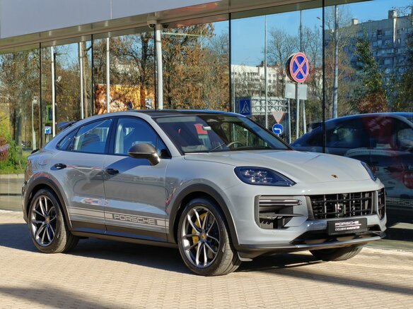 2026 Porsche Cayenne Turbo GT Coupé III Рестайлинг, серый, 36780000 рублей - вид 3