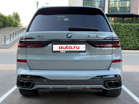 2024 BMW X7 M60i I (G07) Рестайлинг, серый, 15920000 рублей, вид 4