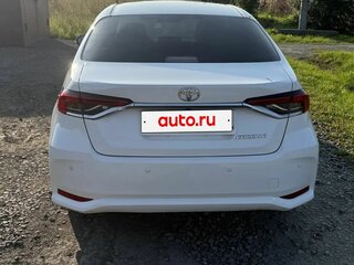 2022 Toyota Corolla XII (E210), белый, 2000000 рублей, вид 4