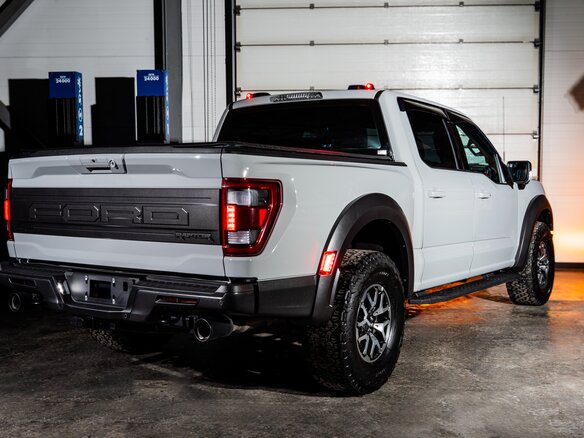 2023 Ford F-150 Raptor XIV, серый, 11850000 рублей - вид 5