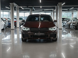 2019 BMW 6 серии Gran Turismo 620d xDrive IV (G32), красный, 4450000 рублей, вид 3