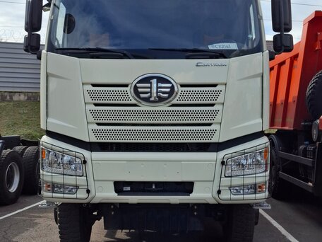 2026 FAW J6 CA3250, белый, 12990000 рублей, вид 2
