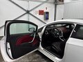 2013 Opel Astra GTC J Рестайлинг, белый, 800000 рублей - вид 10