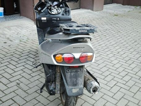 2004 Honda Forza, серебристый, 100000 рублей, вид 3
