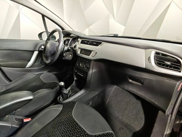 2010 Citroen C3 II, чёрный, 223000 рублей - вид 12