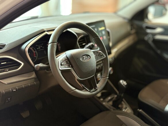 2026 Lada (ВАЗ) Vesta SW I Рестайлинг (NG), белый, 1915000 рублей - вид 6