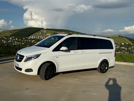 2017 Mercedes-Benz V-Класс Long 250 d длинный III (W447), белый, 4950000 рублей, вид 2